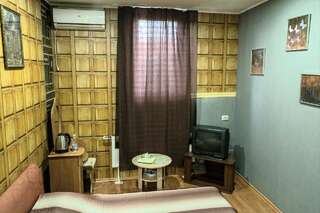 Отель Hotel Sofia -na Rudneva Харьков Просторный одноместный номер-1